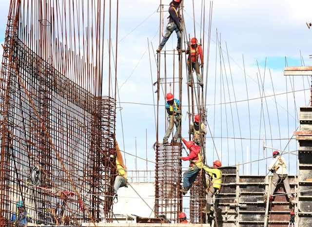 Bulan K3 Nasional 2026 dirayakan untuk memahami keselamatan kerja di industri.