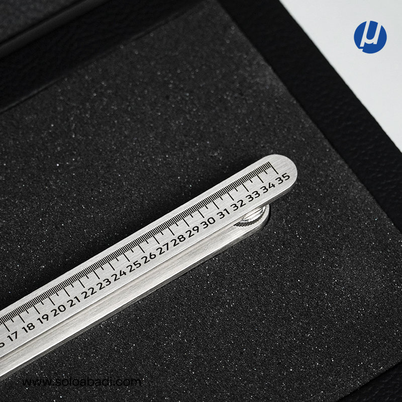 Small Spreading Caliper